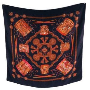 HERMÈS Carré Les Tambours 90x90 100% Seide Handgerollte Foulard OP: 460 €