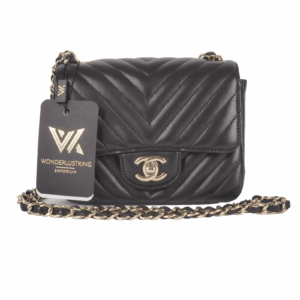 CHANEL Mini Calfskin Chevron Square Classic Flap Bag Luxus Designer OP: 4200 €