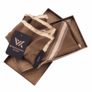 GUCCI by GUCCI 188758 Luxus 100% Seide Halstuch Foluard Carre 65*65 cm OP: 360 €